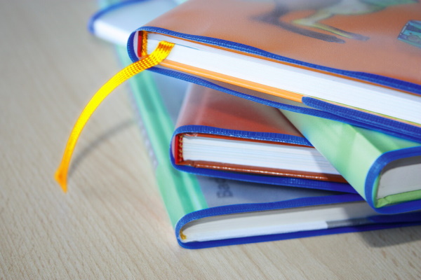 HERMÄX Buchschoner für Bücherstapel