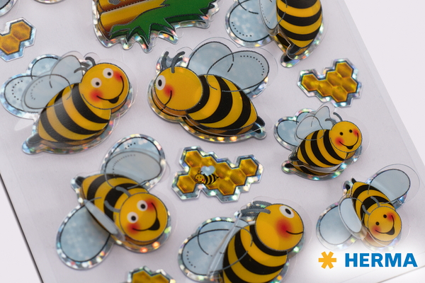 Sticker mit lustiger Comic Biene