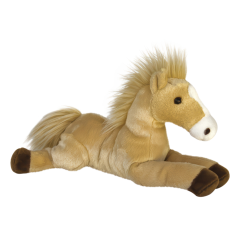 Ein liegendes, plüschiges Pferd mit braunem Fell und einer hellen Mähne. Es hat eine weiße Schnauze und dunkle Hufe.