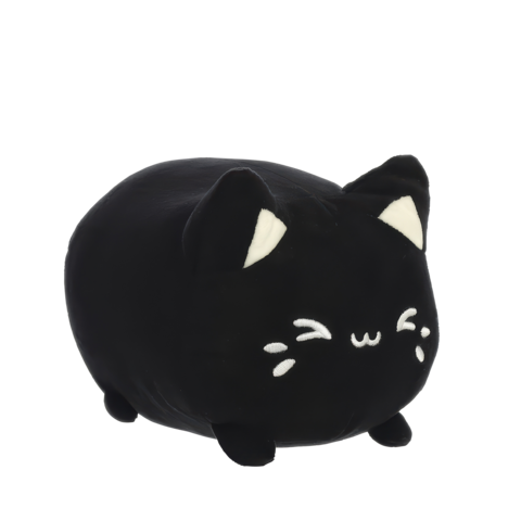 Runder, schwarzer Plüschkater mit weißen Ohren und einem lächelnden Gesichtsausdruck.