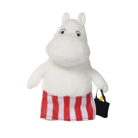 Mumin-Troll in einem rot-weiß gestreiften Rock, hält einen kleinen Eimer in der Hand. Plüschfigur mit charakteristischem Gesicht.