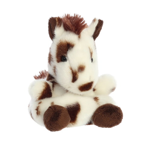 Plüschpferd mit braunen Flecken, sitzt aufrecht mit einem freundlichen Gesichtsausdruck und weichen, kuscheligen Materialien.