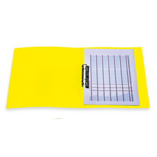 Ein offener, leuchtend gelber Ordner mit einem Blatt Papier, das vertikale Linien und farbige Abschnitte zeigt.