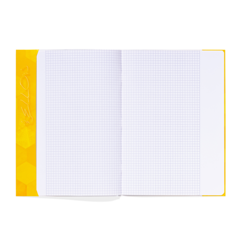Ein offenes kariertes Notizbuch mit gelbem Einband, das leere Seiten zeigt.