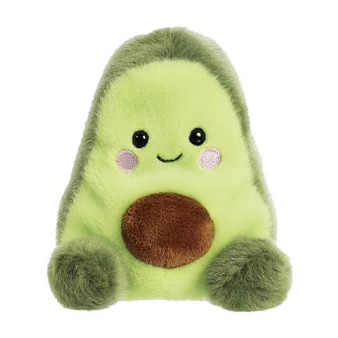 Plüschavocado mit einem lächelnden Gesicht, runden Wangen und einem braunen Kern, auf einem weißen Hintergrund.