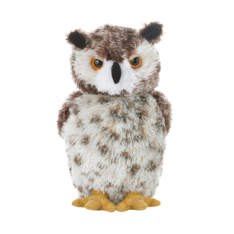 Plüsch-Eule mit braunem Gefieder, großen orangefarbenen Augen und gelben Füßen, aufrecht stehend.
