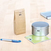 Anwendungsbeispiel für Verschlussetiketten auf unterschiedlichen Verpackungen