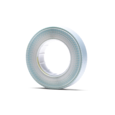 Ein Rollenband in transparentem Design, mit einer blauen Linie auf der Oberfläche, auf einem schwarzen Hintergrund.