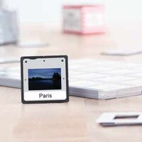 Beschriftetes Etikett für Dias" 

This text is already in German and does not require translation. It means "Labeled tag for slides." If you need any adjustments or a different phrasing, please let me know!