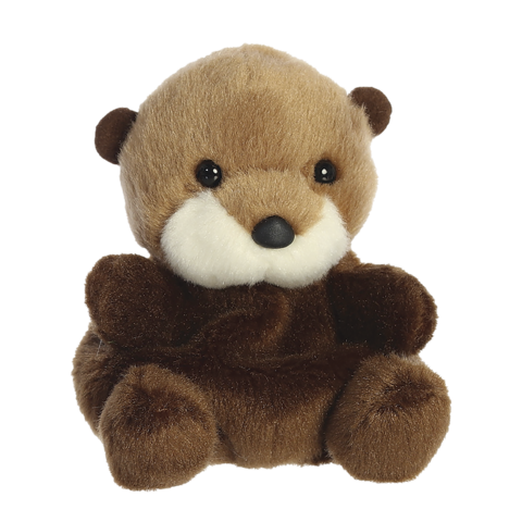 Plüschotter sitzt aufrecht mit runden Ohren und einem freundlichen Gesichtsausdruck. Er hat braunes Fell und einen weißen Bauch.