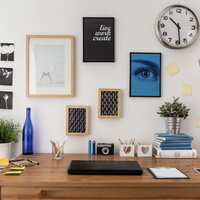 Schreibtisch" 

(Note: The term "Schreibtisch" is already in German and does not require translation. It means "desk" in English.)