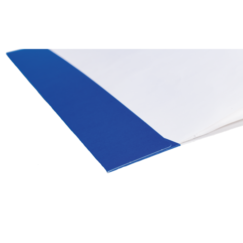 Ein Blatt Papier mit einem blauen Rand an der oberen Kante, das auf einer weißen Oberfläche liegt.