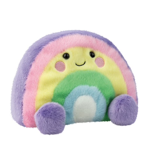 Buntes, weiches Plüschtier in Form eines Regenbogens mit lächelndem Gesicht und kleinen Händen.